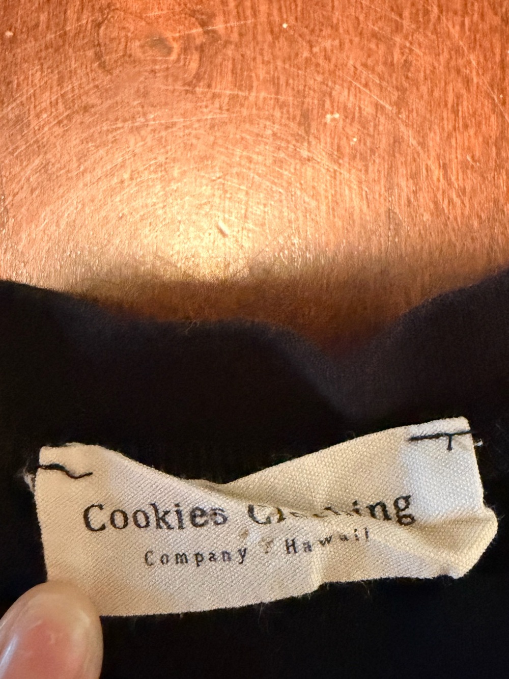 Hawaii Crop Tee Black Cookies Clothing Company Size Medium - Picture 3 of 3